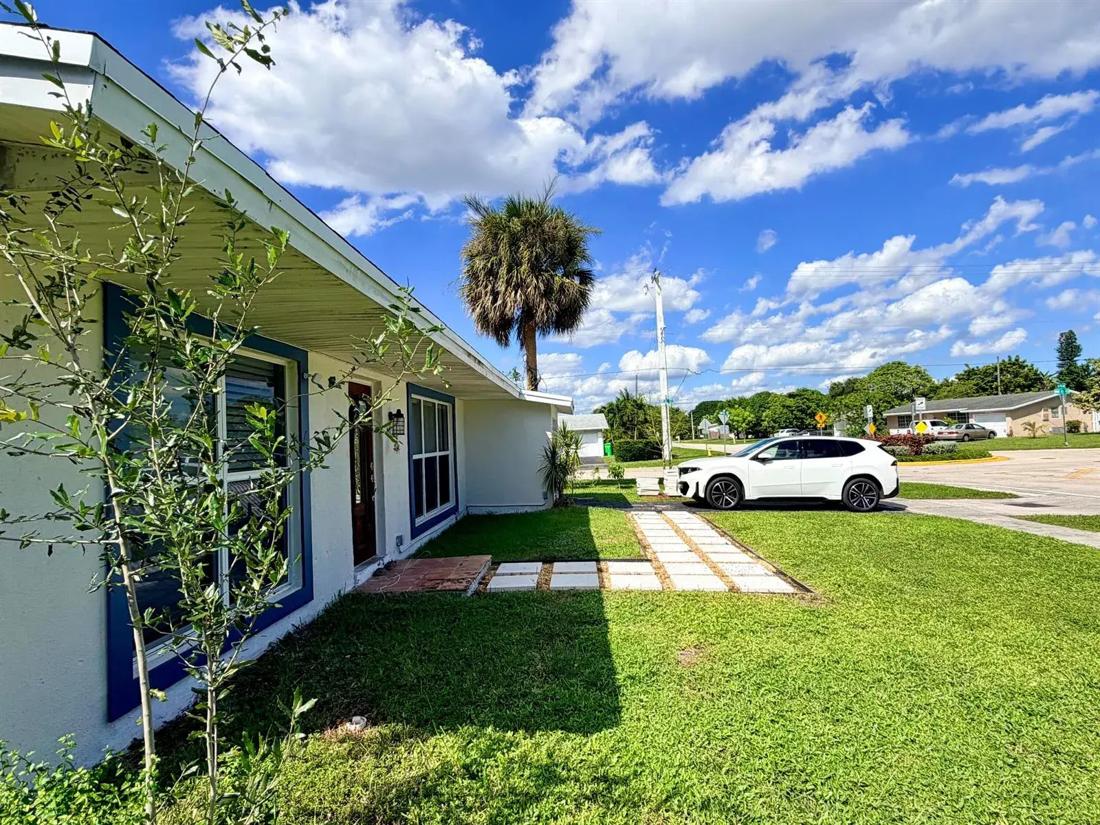 2551 NW 98TH Avenue, Sunrise FL 33322
