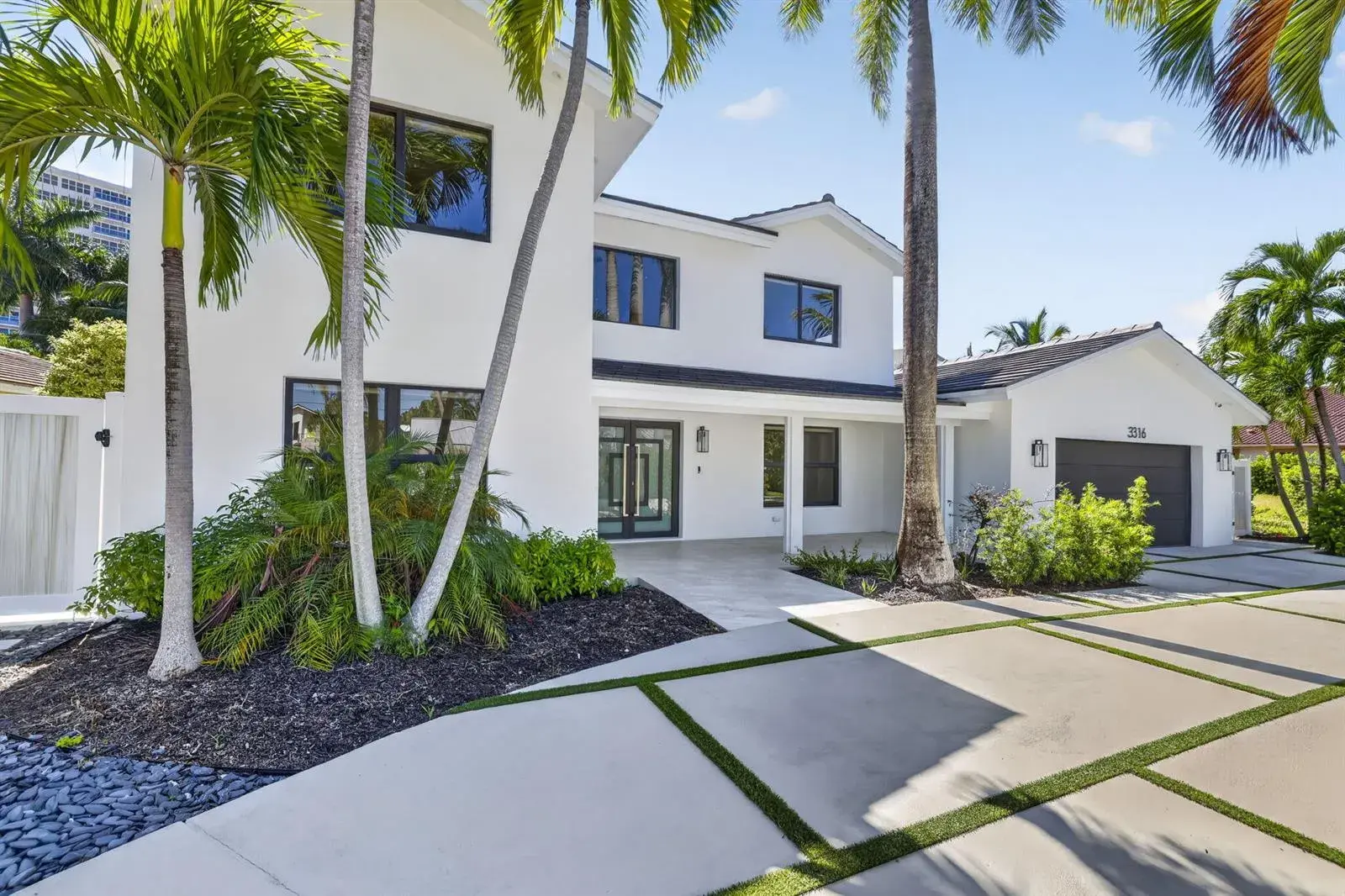 4 bedroom 4 bath Residential for sale at 3316 NE 37TH Street, Fort Lauderdale FL 33308