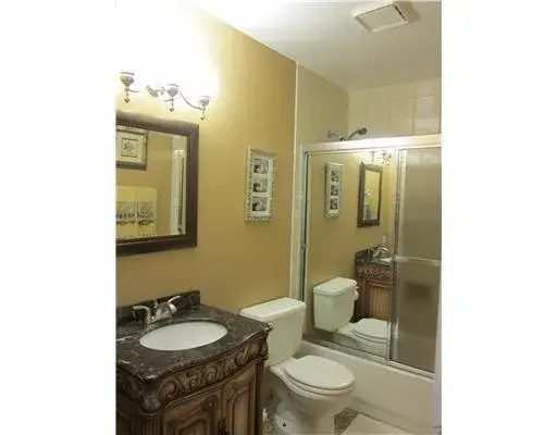 4056 EASTRIDGE Drive, Deerfield Beach FL 33064