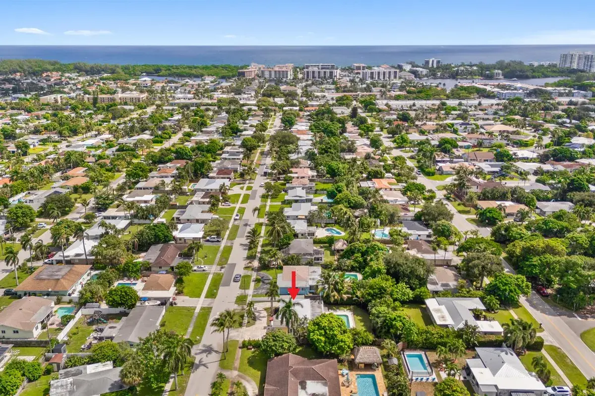 214 NE 28TH Road, Boca Raton FL 33431