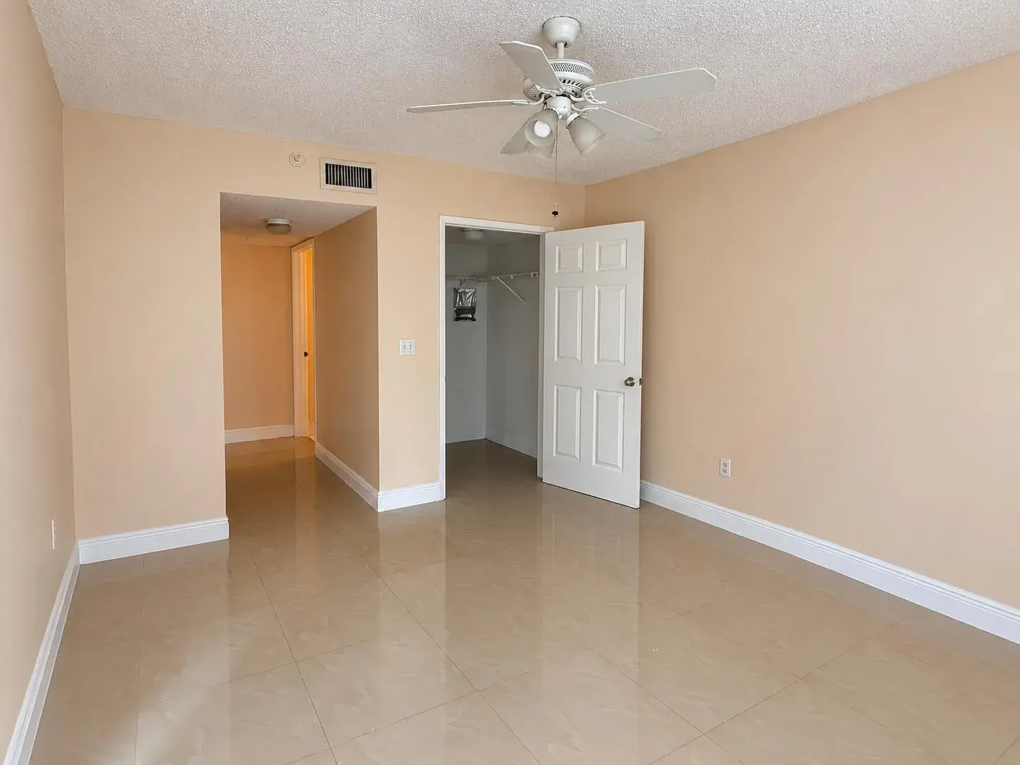 2620 S UNIVERSITY Drive # 311, Davie FL 33328