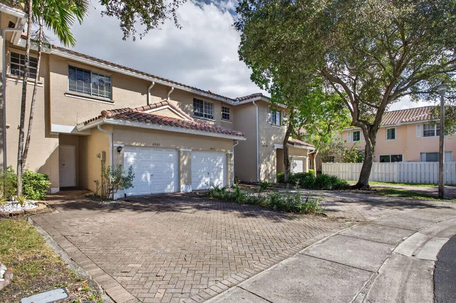 4040 NW 90TH Way, Sunrise FL 33351