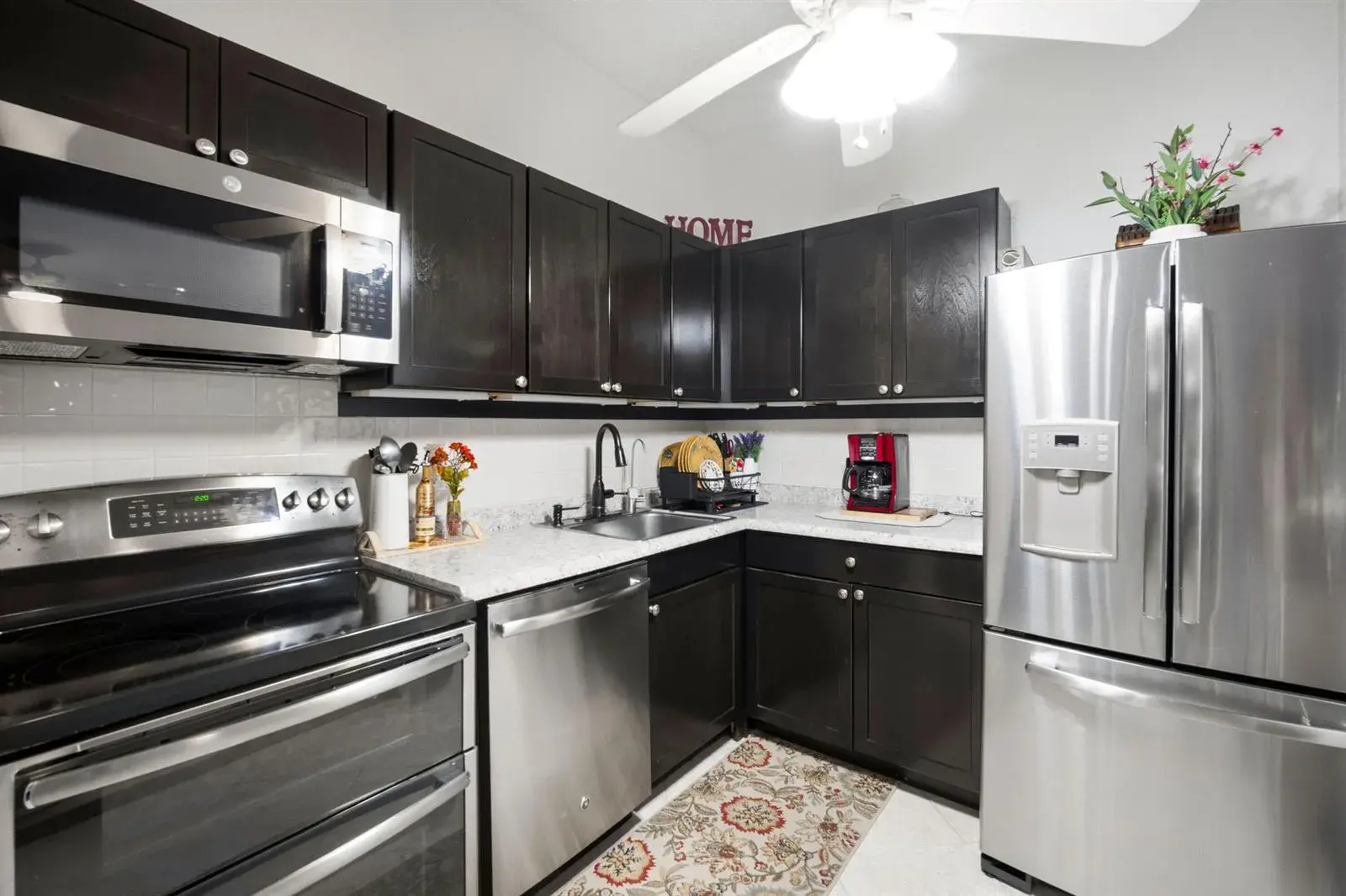 9965 N BELFORT Circle # 209, Tamarac FL 33321
