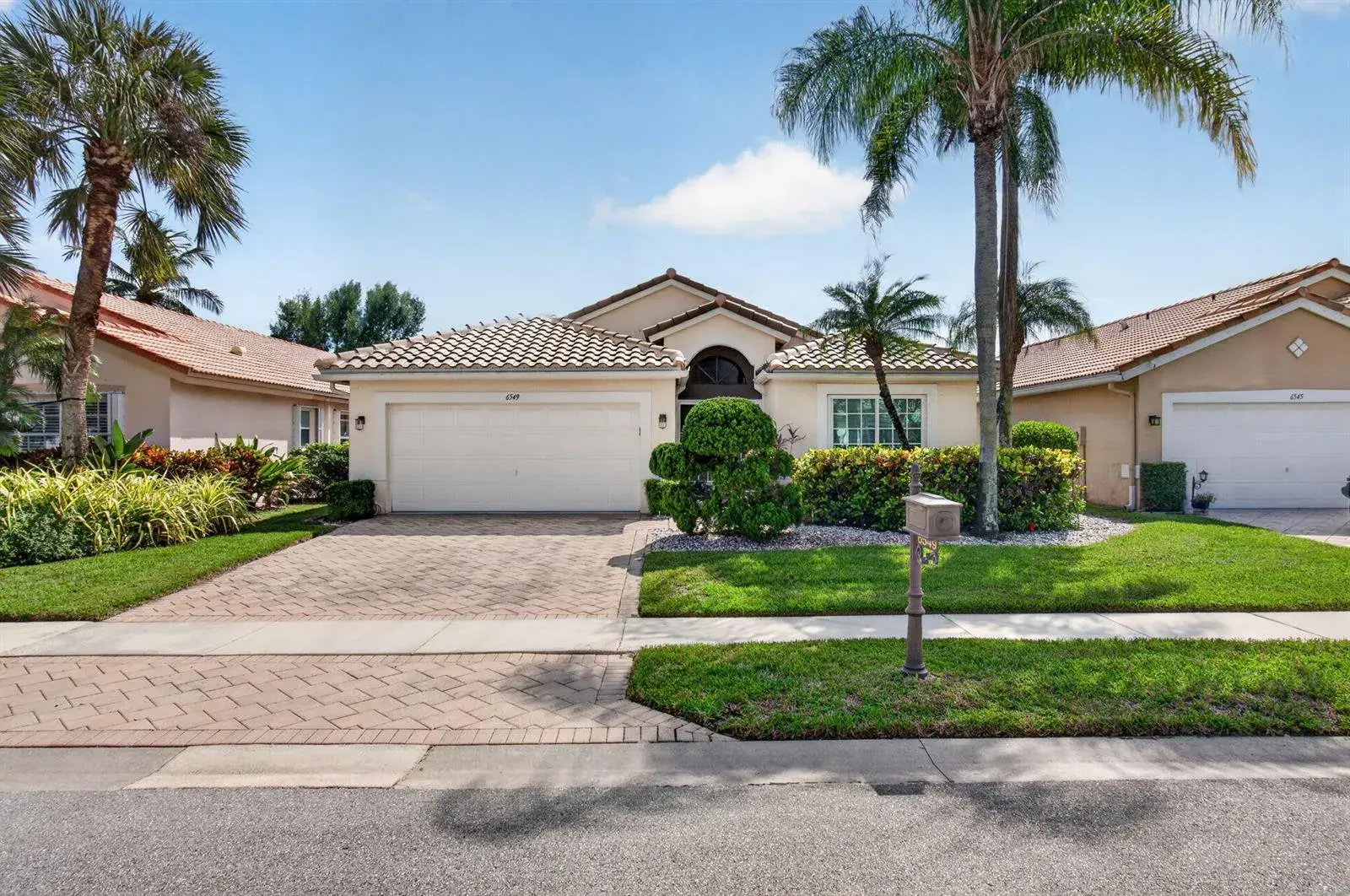 3 bedroom 2 bath Residential for sale at 6549 Sun River Road, Boynton Beach FL 33437