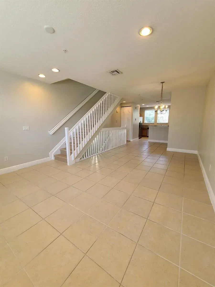 3 bedroom 2 bath Residential for sale at 590 AMADOR Lane # 6, West Palm Beach FL 33401