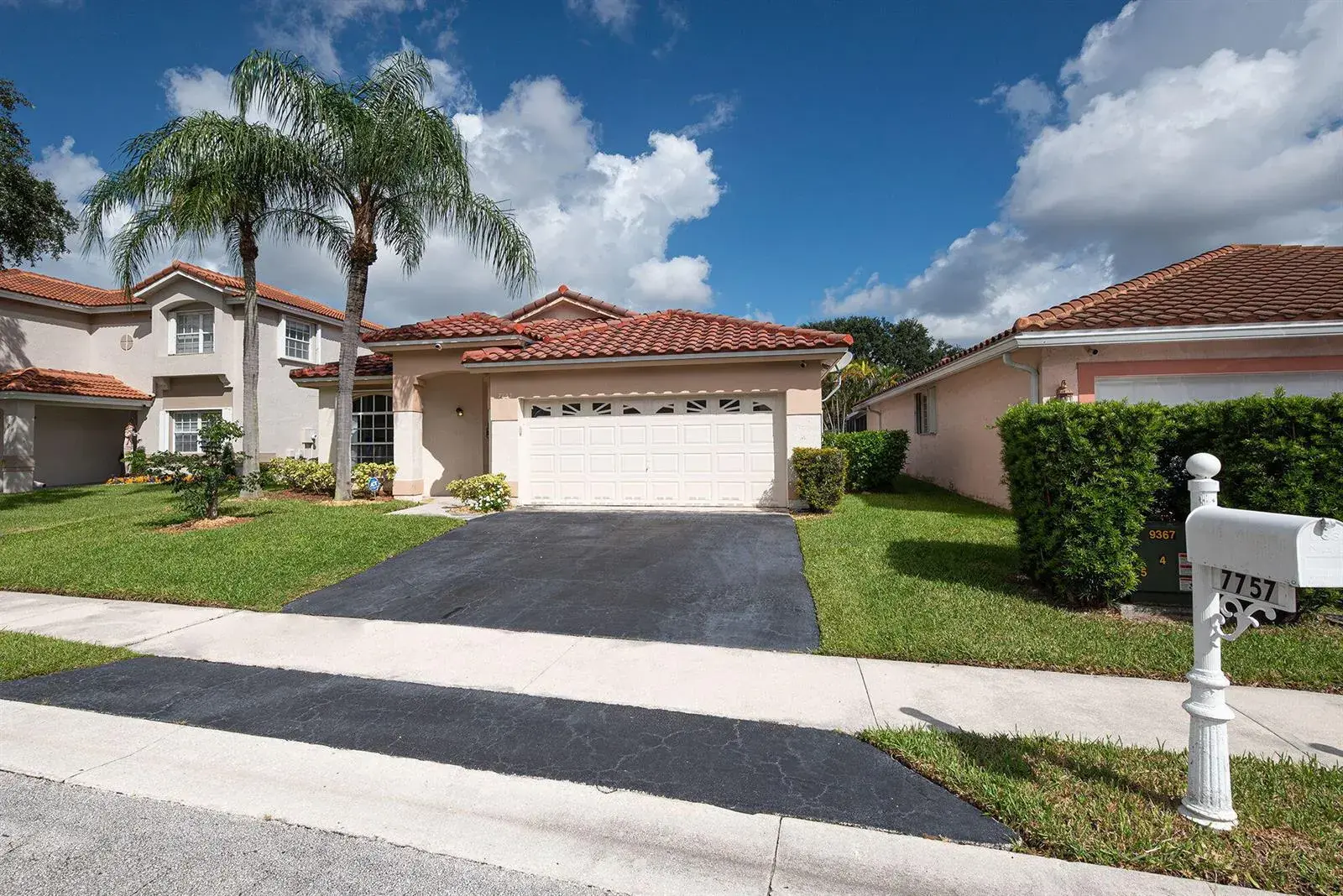 3 bedroom 2 bath Residential for sale at 7757 NW 25TH Street, Margate FL 33063