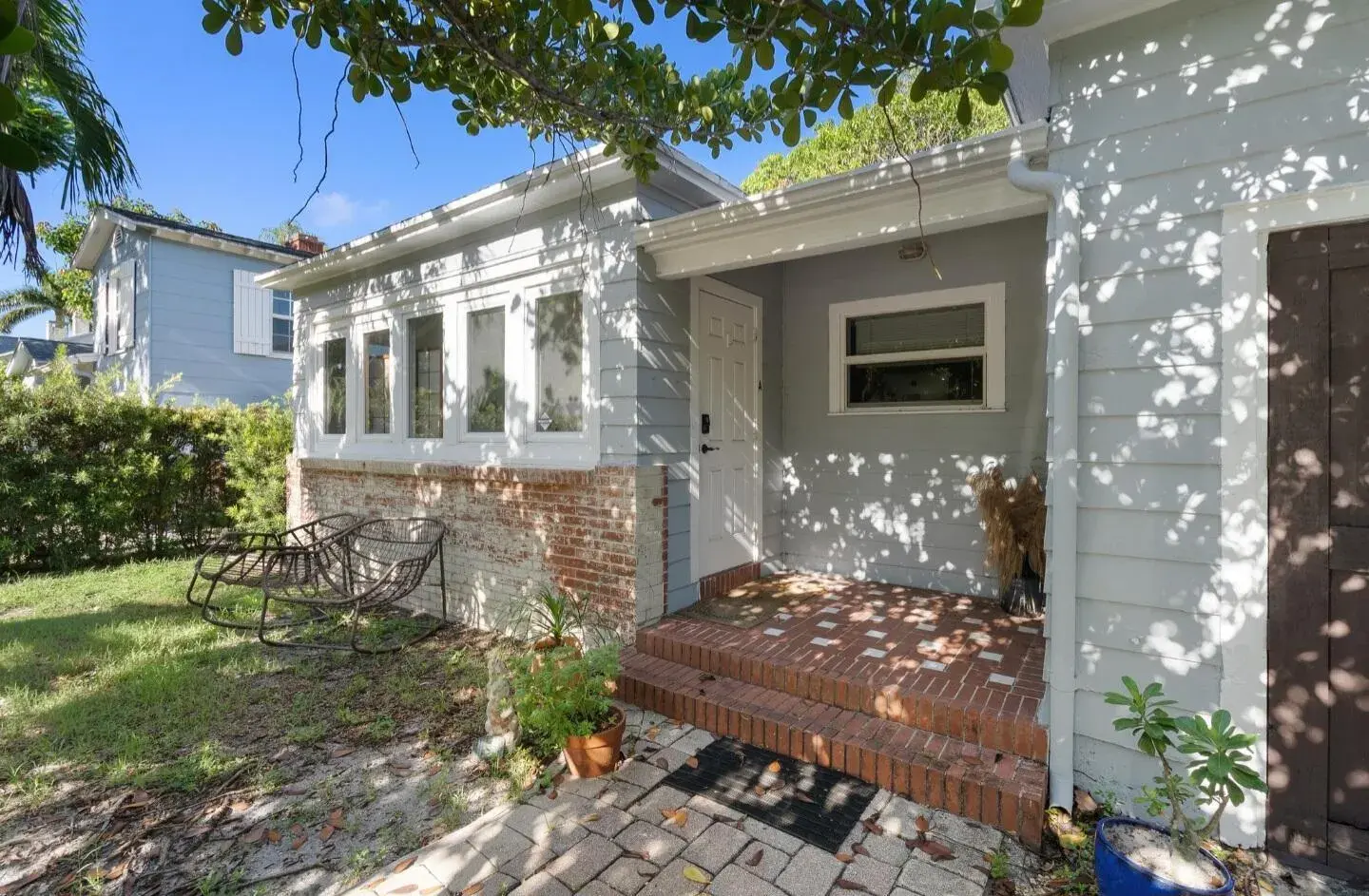 421 N Ocean Breeze, FL 33460