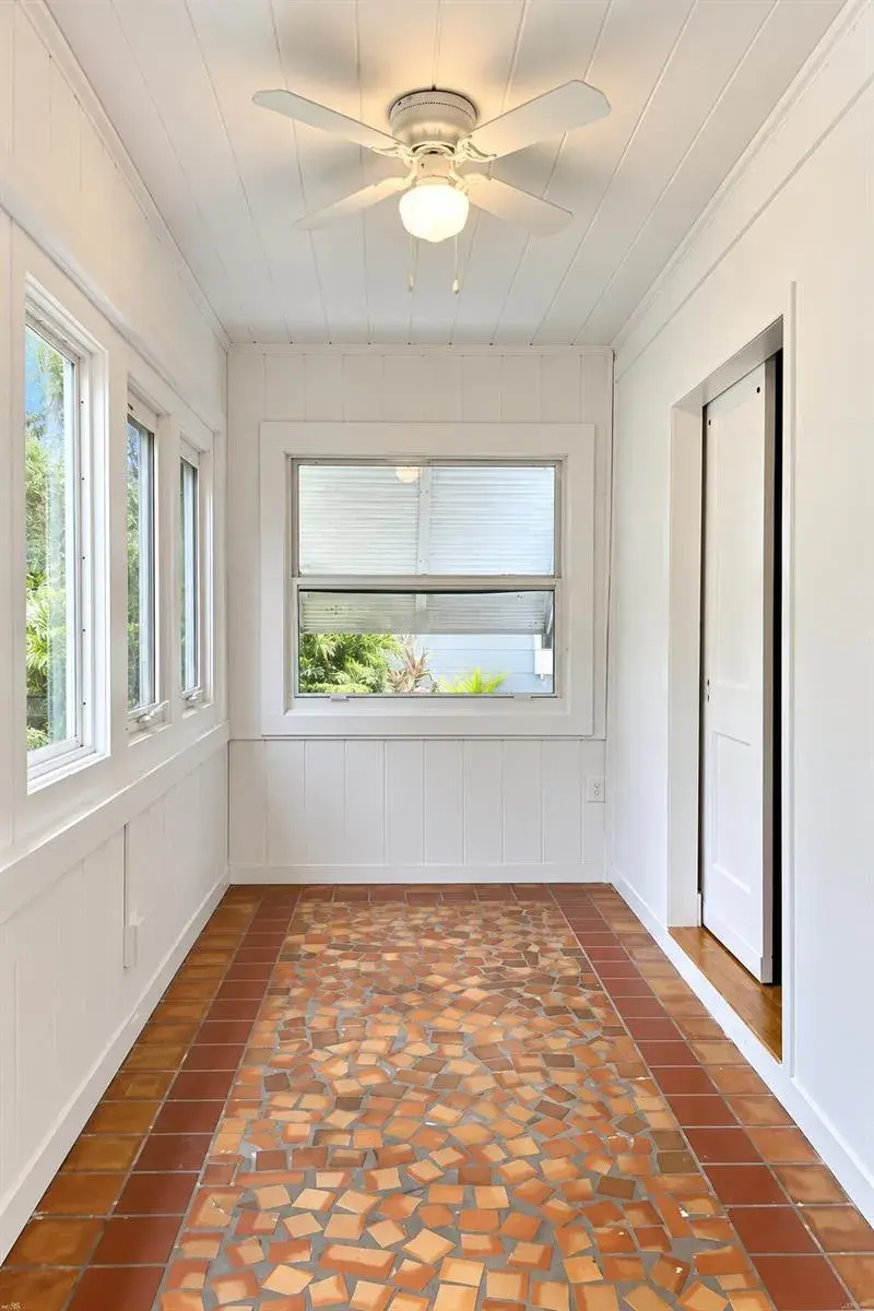 421 N Ocean Breeze, FL 33460