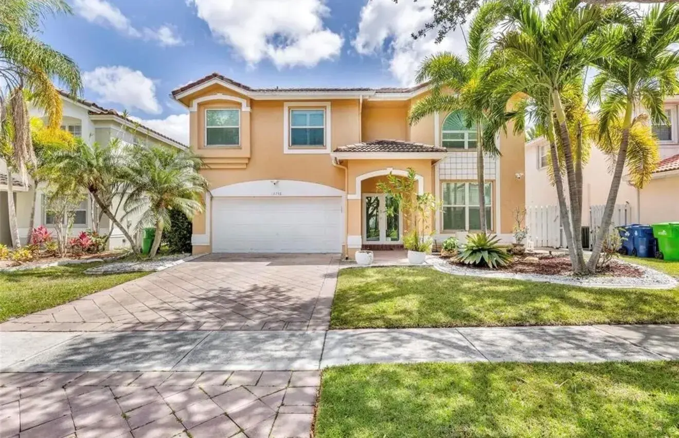 5 bedroom 2 bath Residential for sale at 13756 NW 22nd Place, Sunrise FL 33323