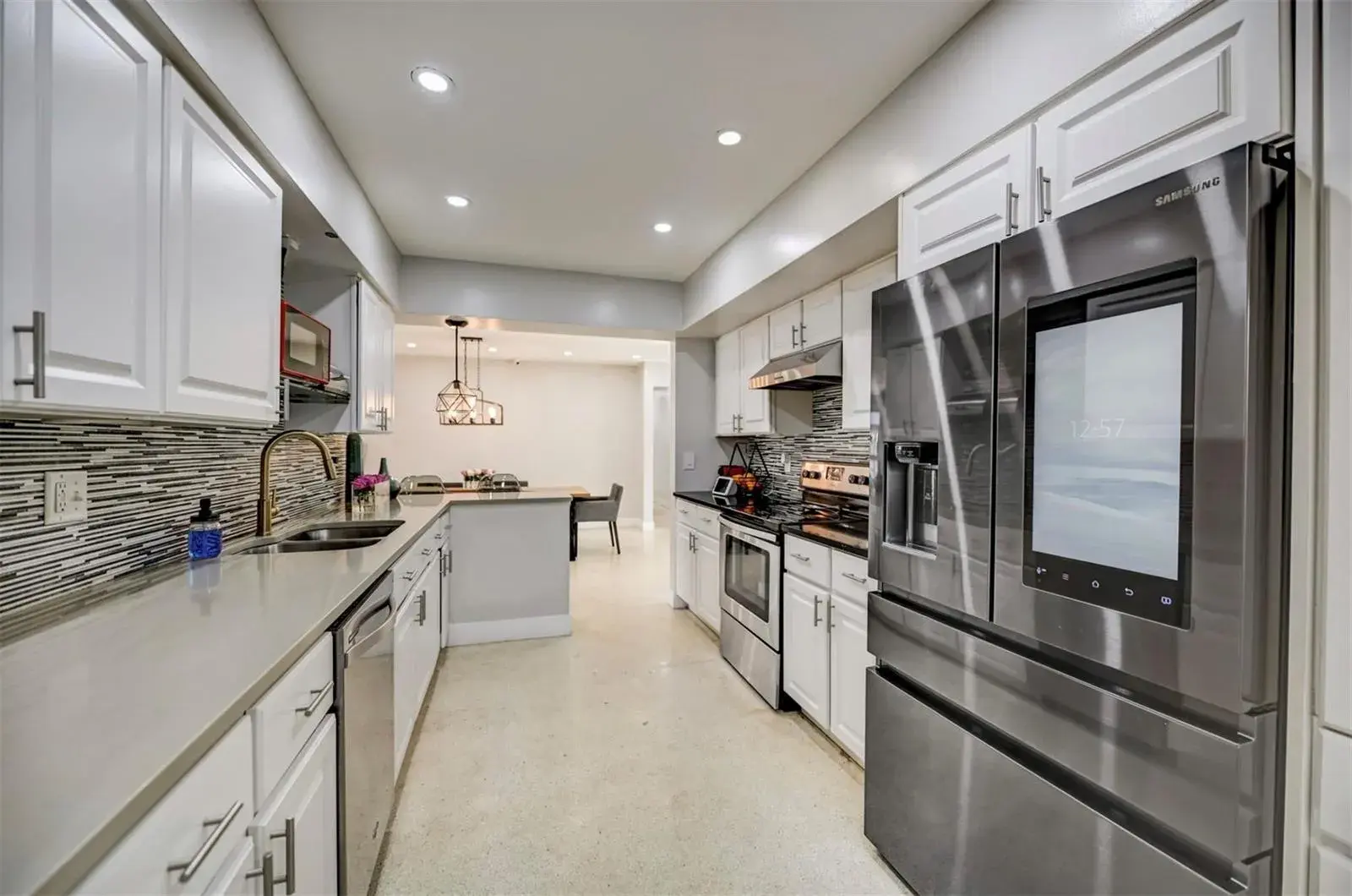 3325 MCKINLEY Street # 3325, Hollywood FL 33021