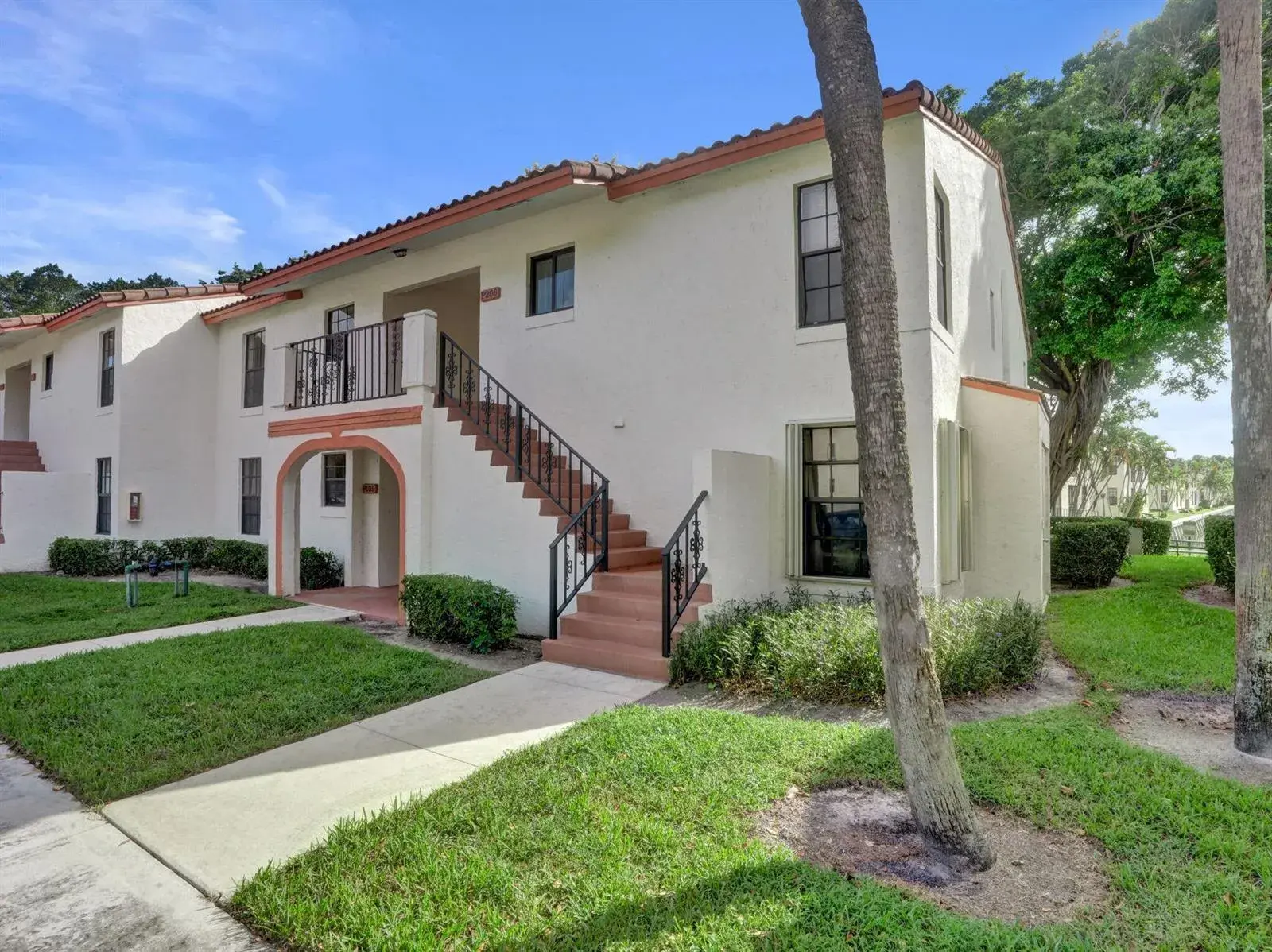 2 bedroom 2 bath Residential for sale at 300 Palmwood Place # P206, Boca Raton FL 33431