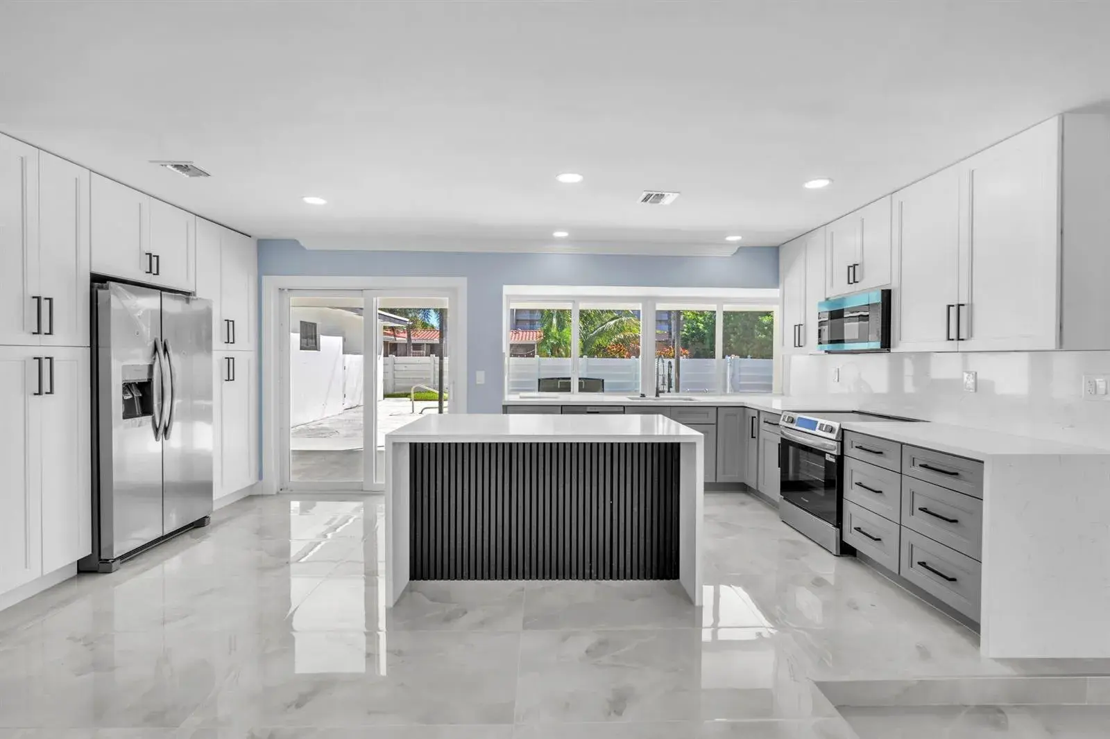 3 bedroom 3 bath Residential for sale at 5000 ADAMS Street, Hollywood FL 33021