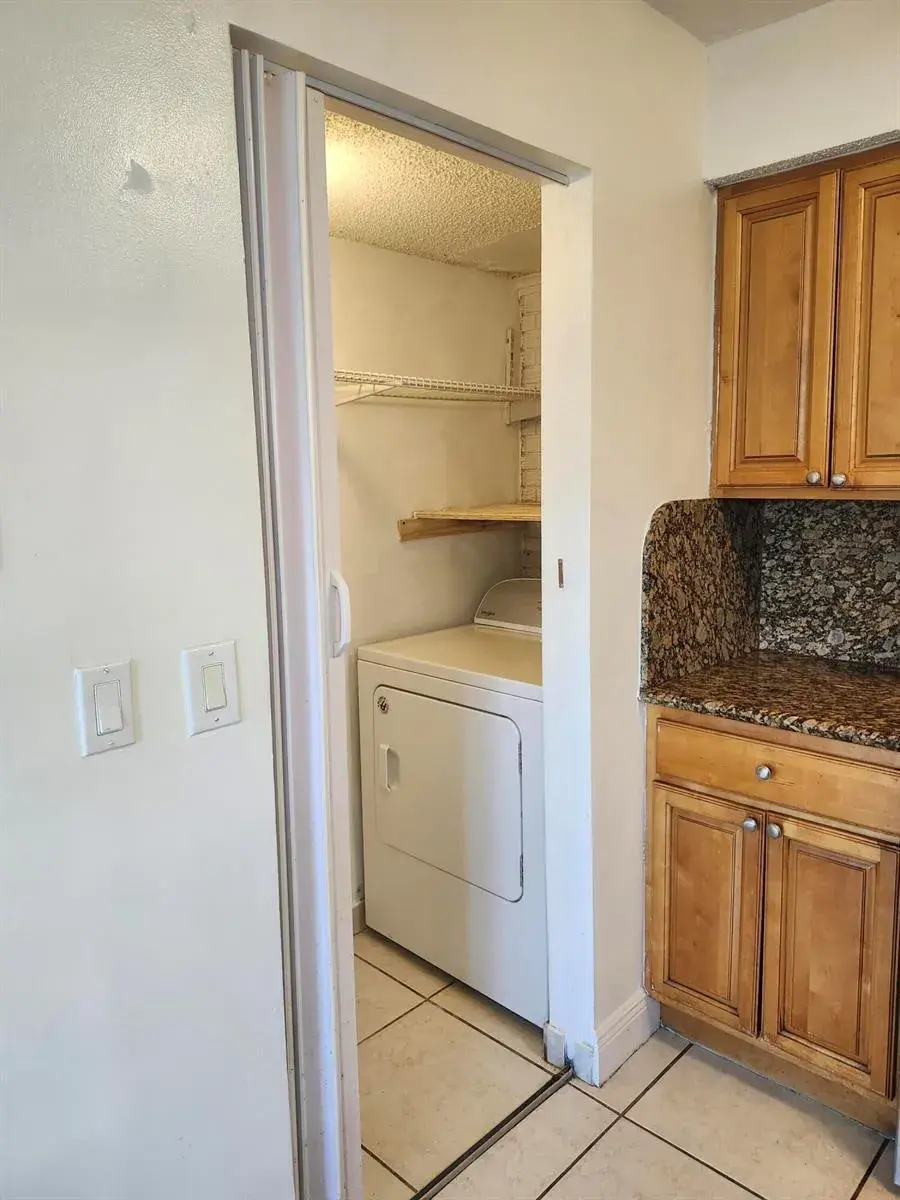 1283 SW 46th Avenue, Pompano Beach FL 33069