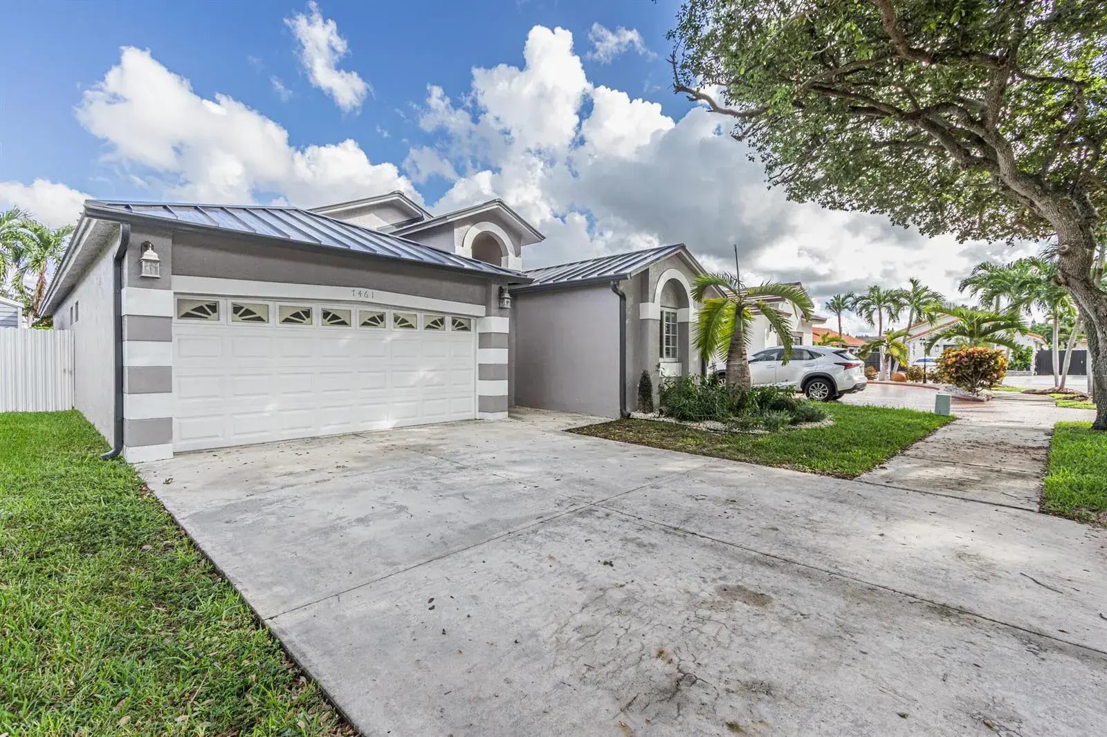 7461 NW 167th Terrace, Hialeah FL 33015