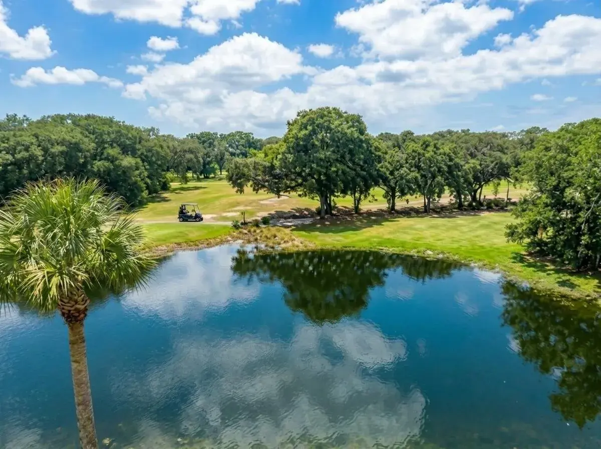 3 bedroom 2 bath Residential for sale at 3510 Oaks Way # 502, Pompano Beach FL 33069