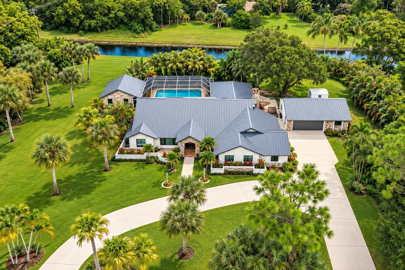 6 bedroom 4 bath Residential for sale at 14757 HORSESHOE Trace, Wellington FL 33414