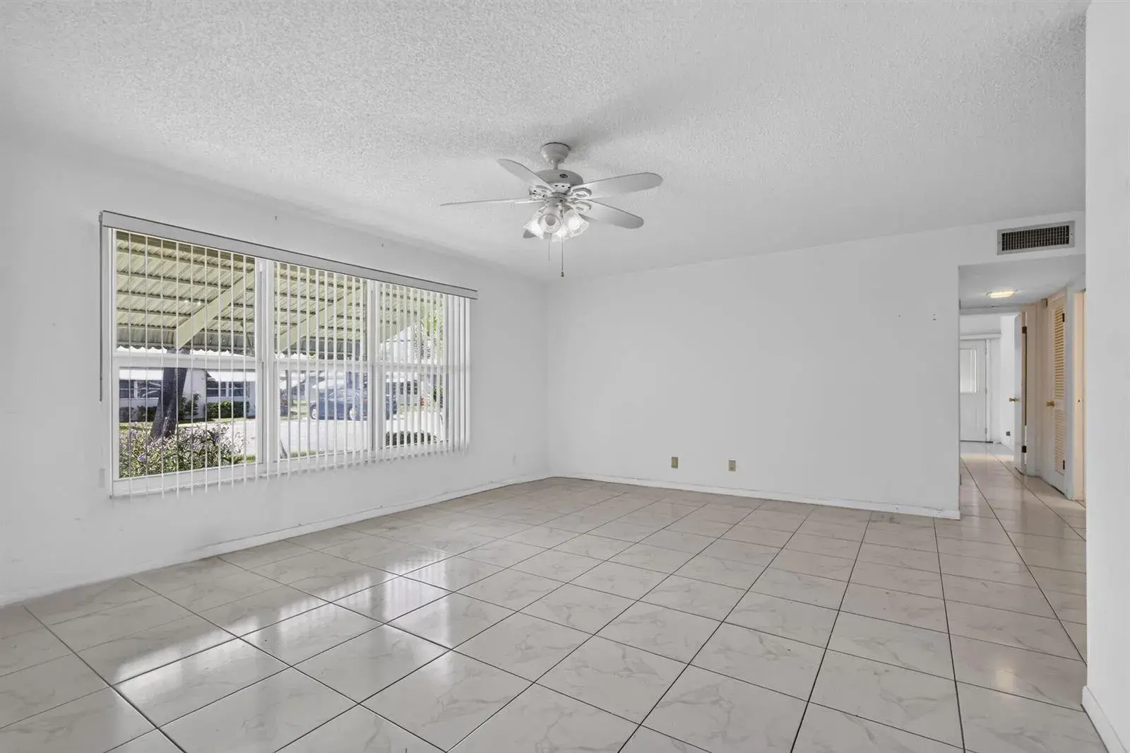211 COUNTRY Lane # A, Boynton Beach FL 33435