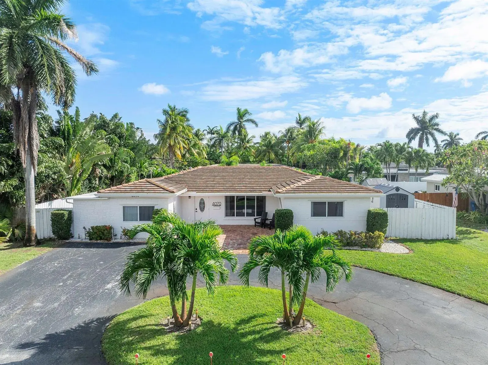 4 bedroom 3 bath Residential for sale at 4070 NE 15TH Avenue, Oakland Park FL 33334