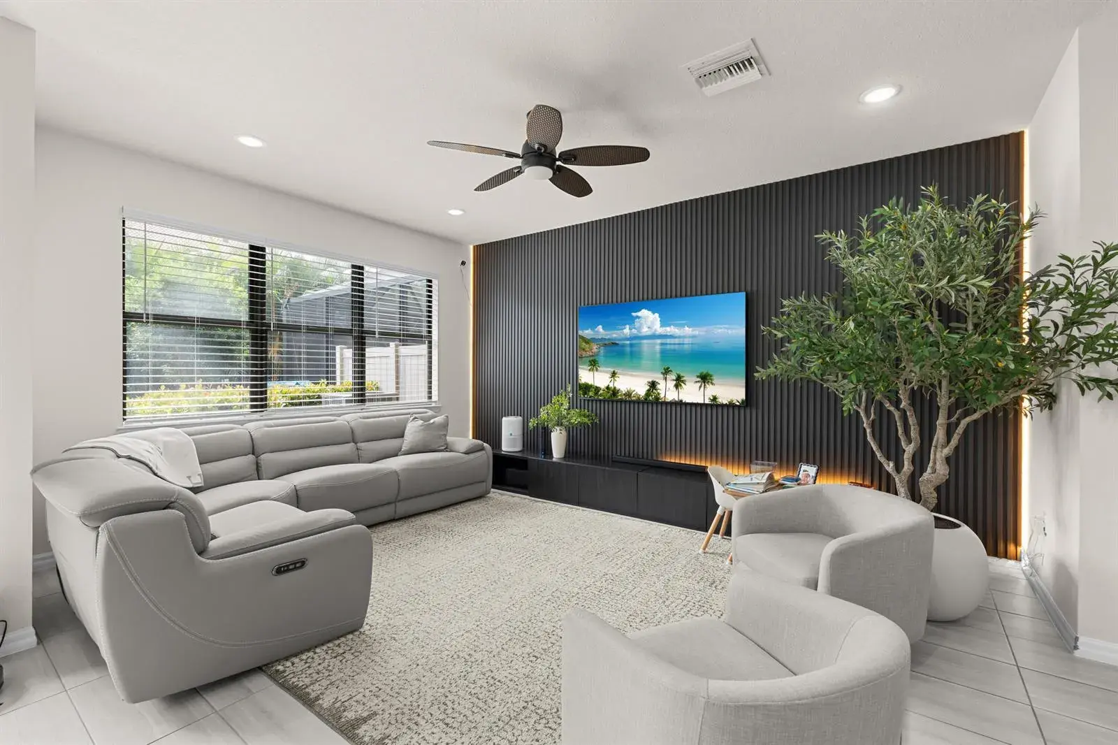 3 bedroom 2 bath Residential for sale at 8210 Tailshot Court, Lake Worth FL 33467