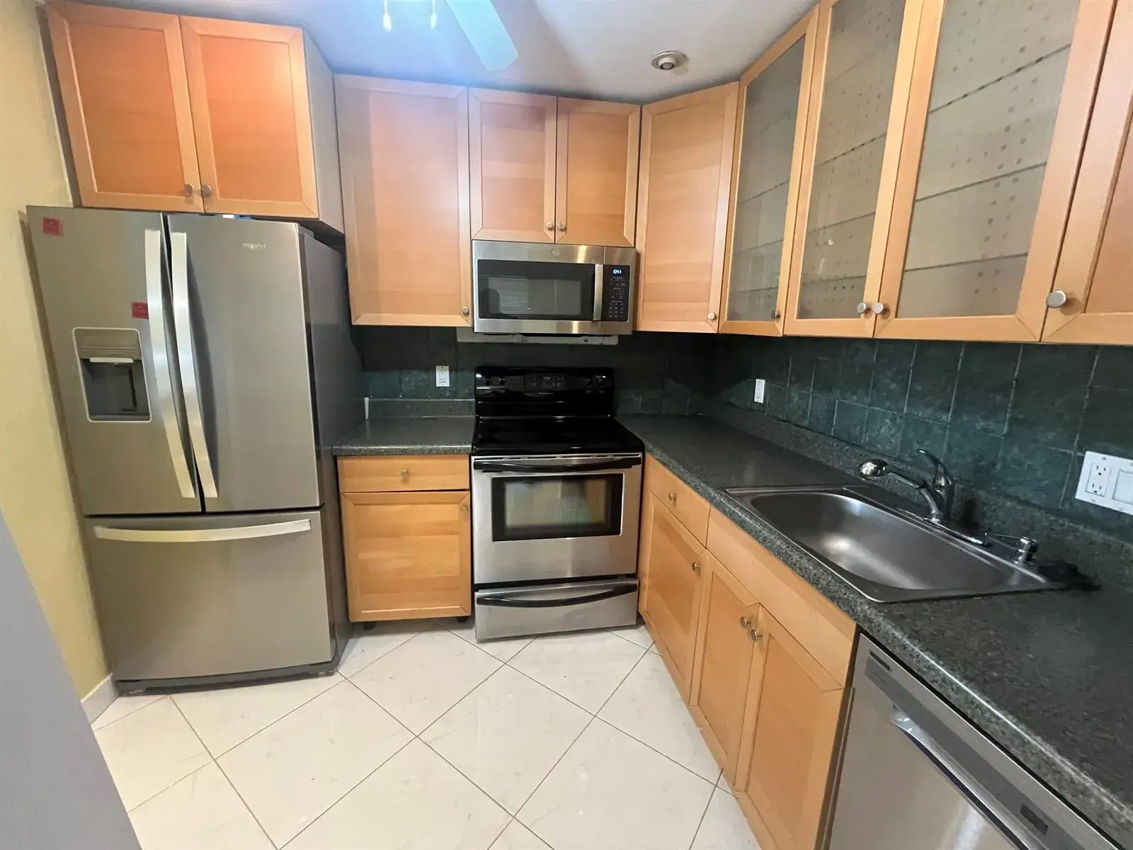 1 bedroom 1 bath Residential for sale at 278 SEVILLE L, Delray Beach FL 33446