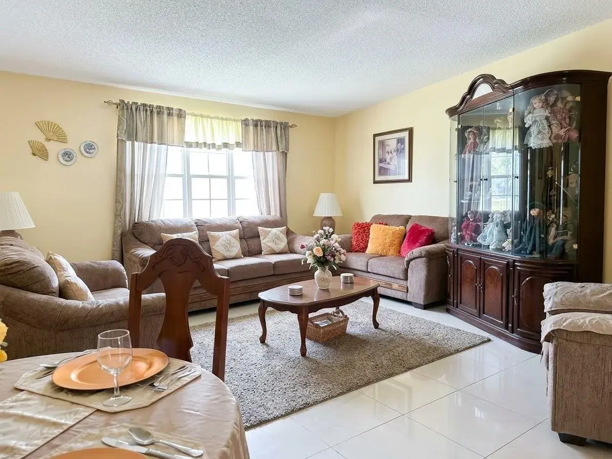 5846 BLUEBERRY Court # 69, Lauderhill FL 33313
