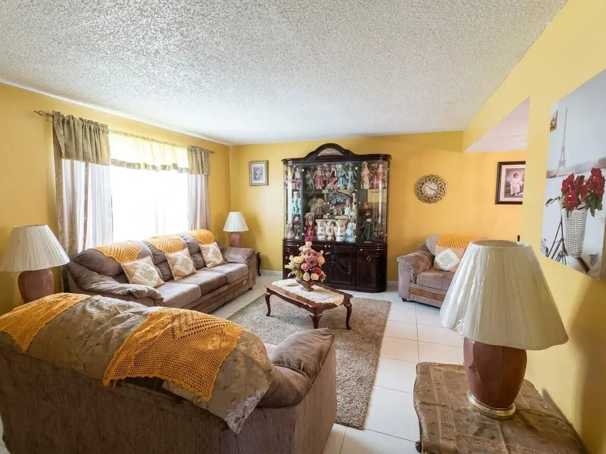 5846 BLUEBERRY Court # 69, Lauderhill FL 33313