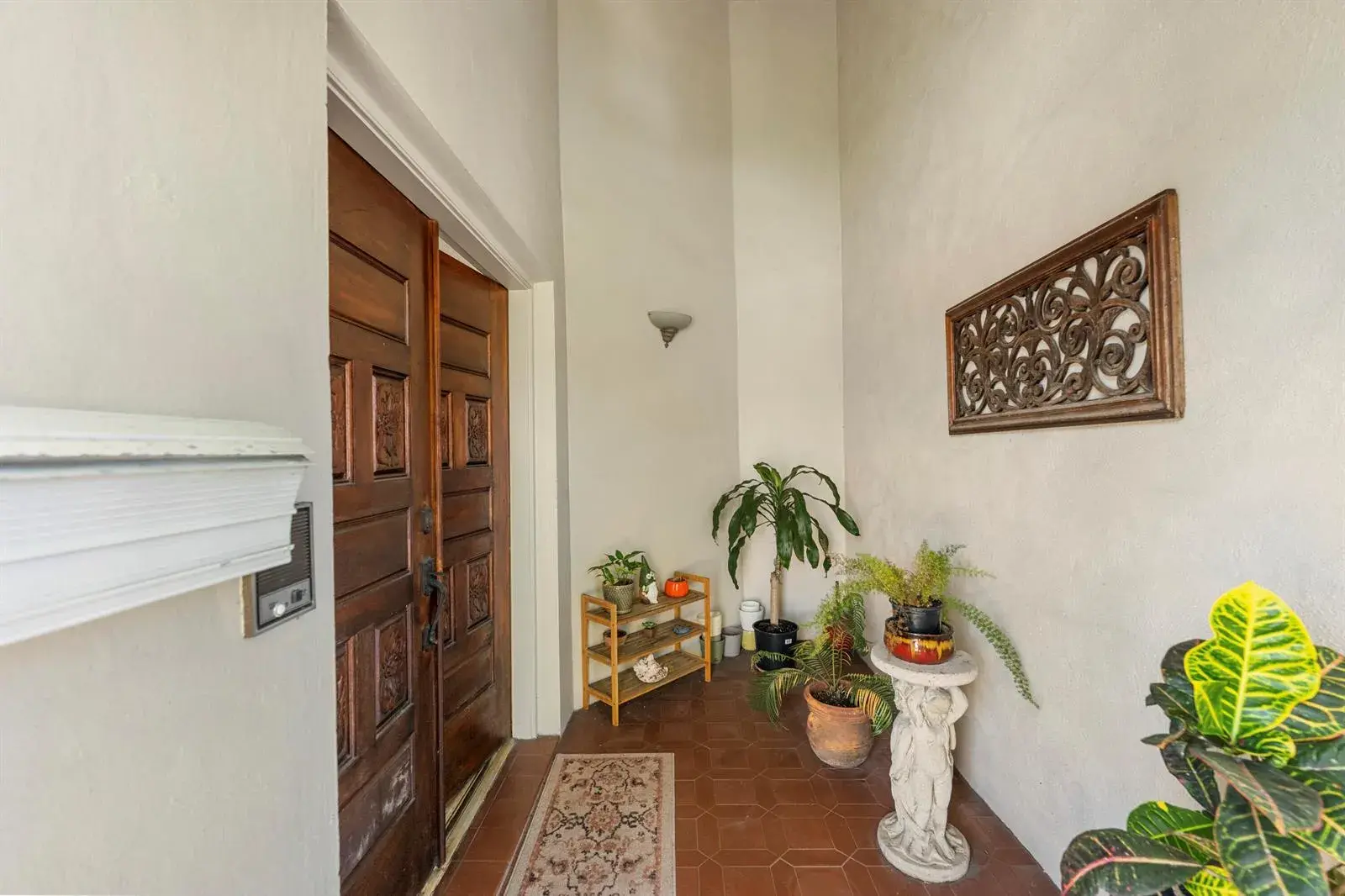 3 bedroom 2 bath Residential for sale at 820 SW 12TH Place, Fort Lauderdale FL 33315