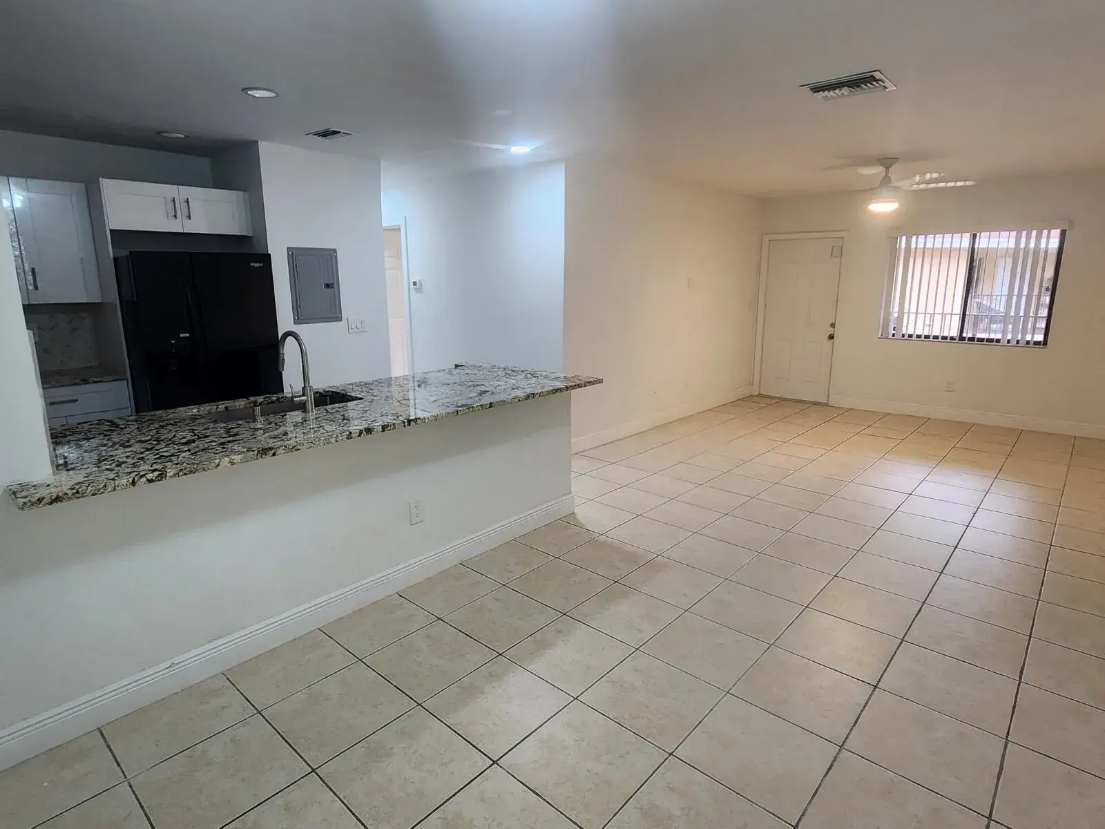 6013 10TH Avenue N # 208, FL 33463