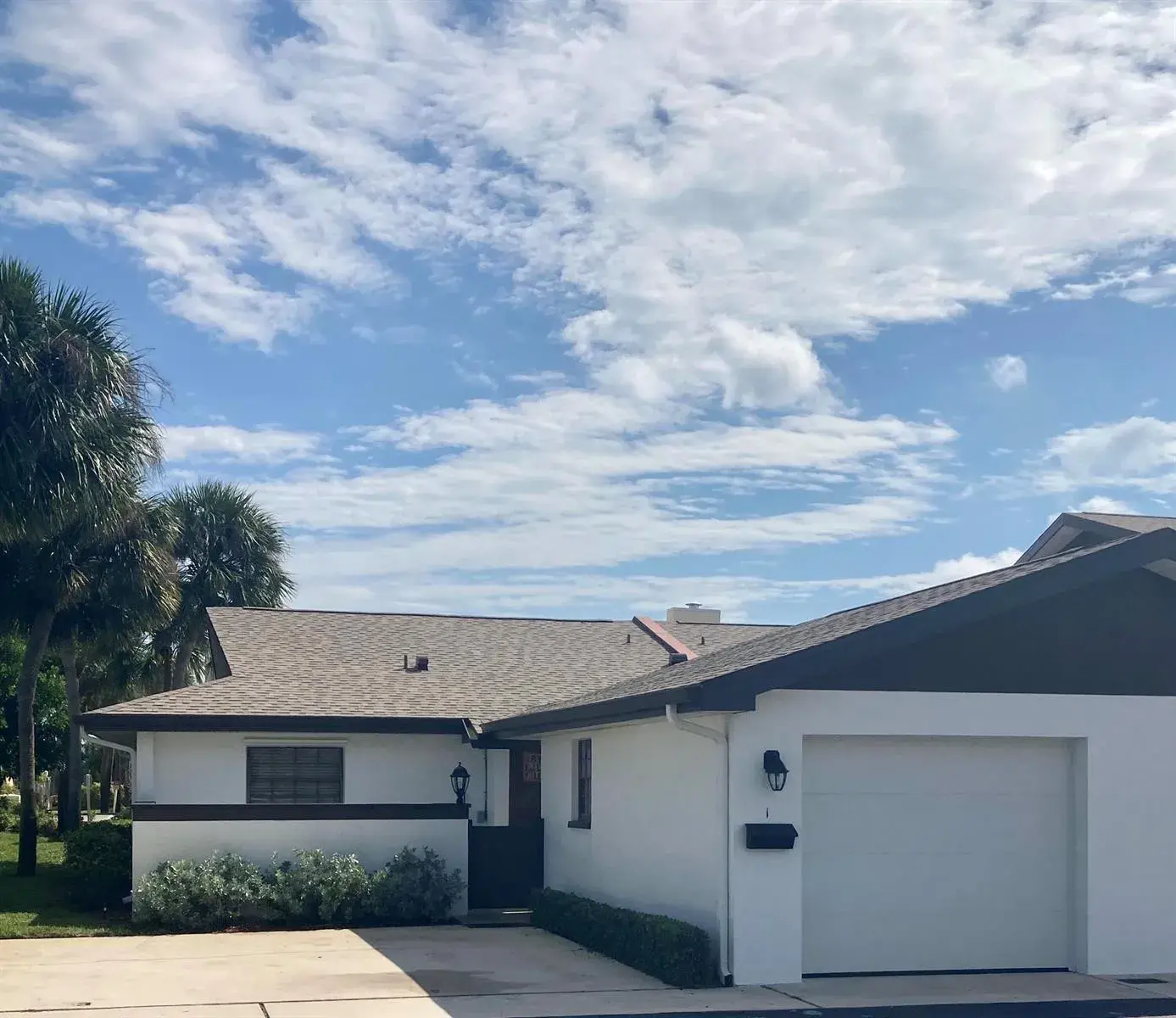 2 bedroom 2 bath Residential for sale at 255 PARADISE Boulevard # 1, Indialantic FL 32903