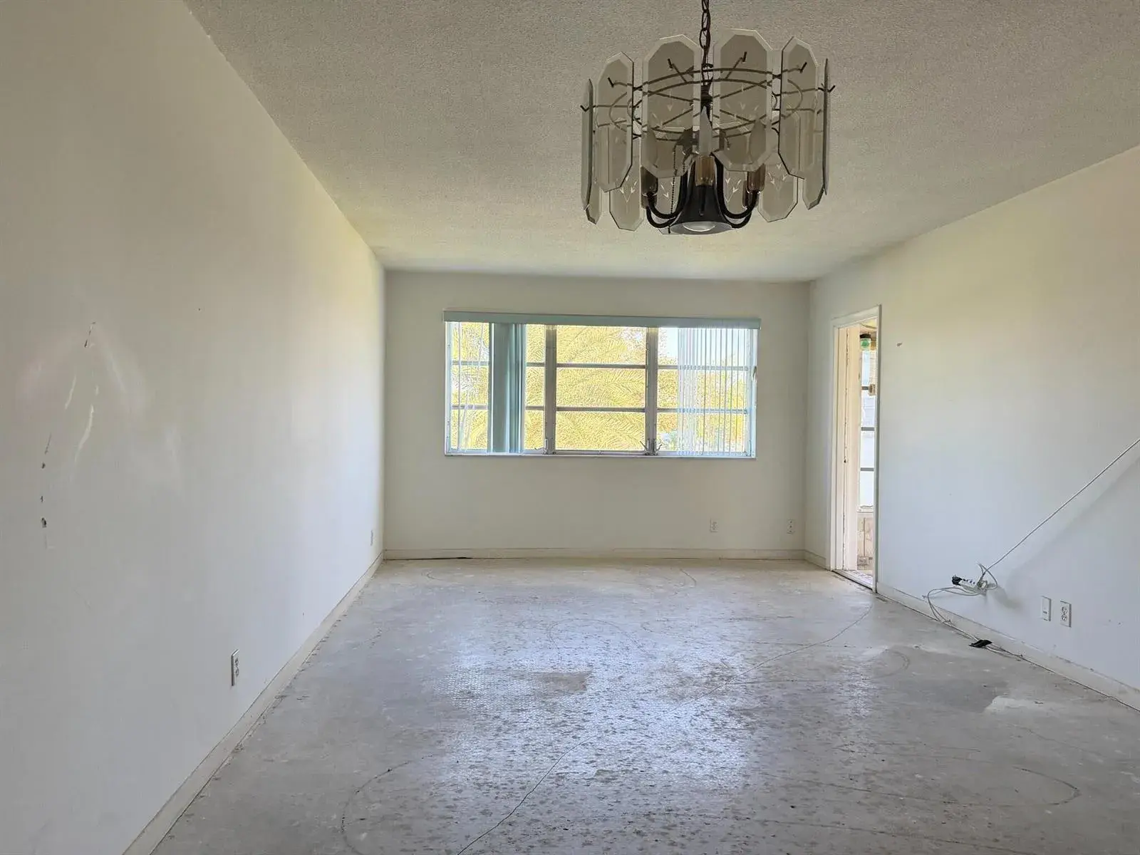2309 PARK Lane # 210, Hollywood FL 33021