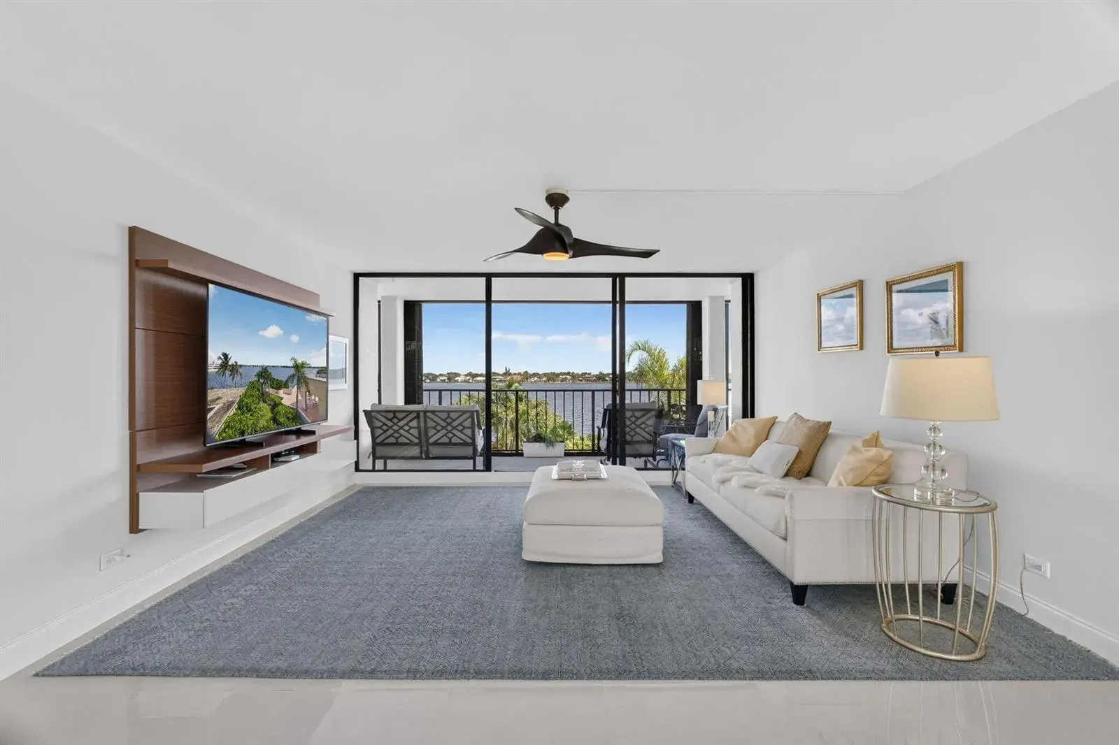 130 LAKESHORE # 323, North Palm Beach FL 33408