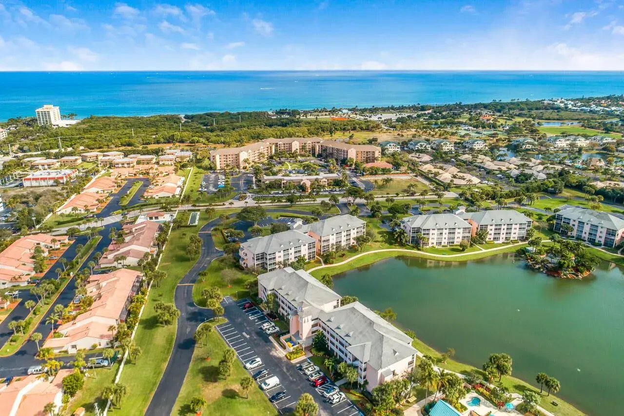 2 bedroom 2 bath Residential for sale at 353 S US HIGHWAY 1 # C302, Jupiter FL 33477
