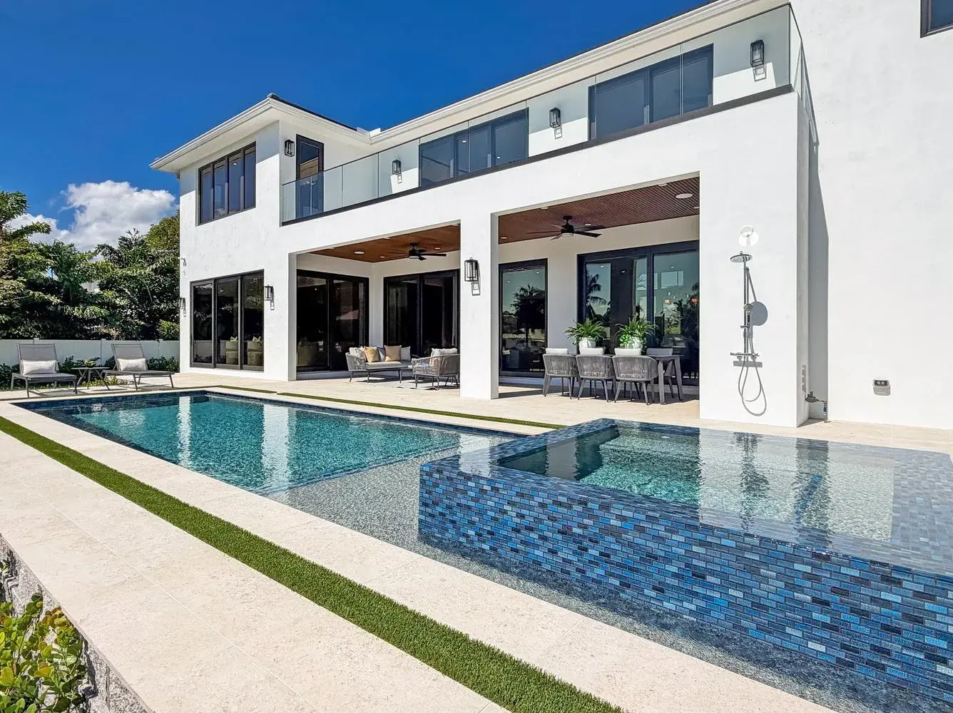 5 bedroom 6 bath Residential for sale at 2856 NE 26th Street, Fort Lauderdale FL 33305