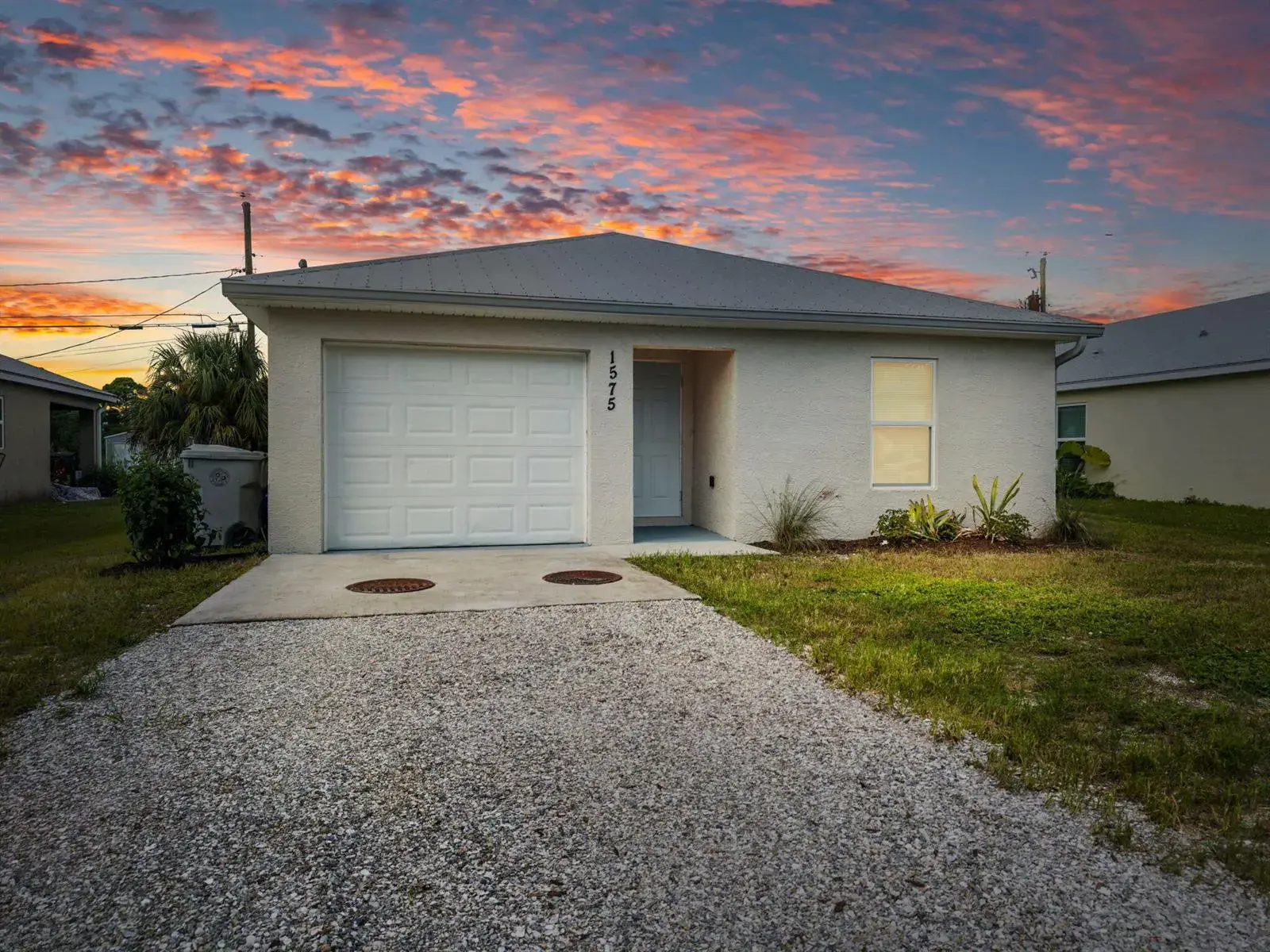 3 bedroom 2 bath Residential for sale at 1575 21st Avenue SW, Vero Beach FL 32962
