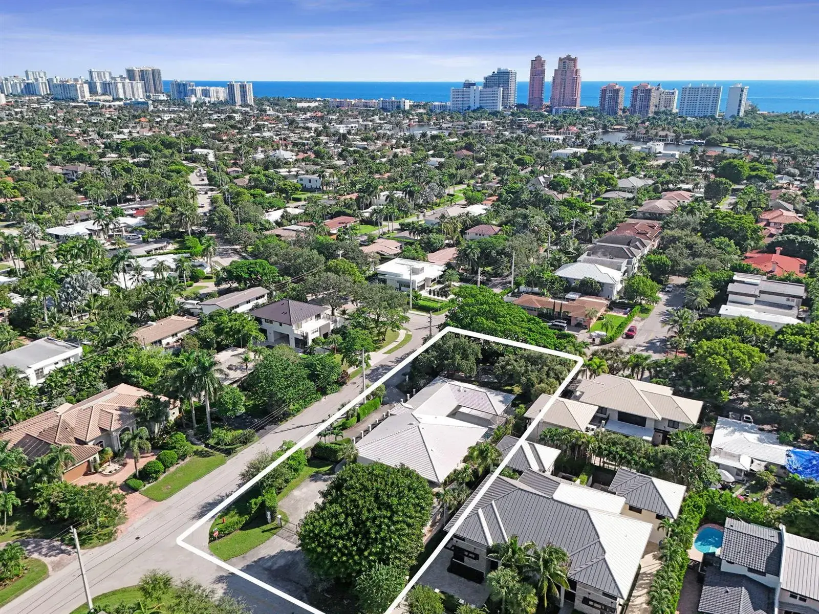 5 bedroom 5 bath Residential for sale at 2600 NE 21st Street, Fort Lauderdale FL 33305