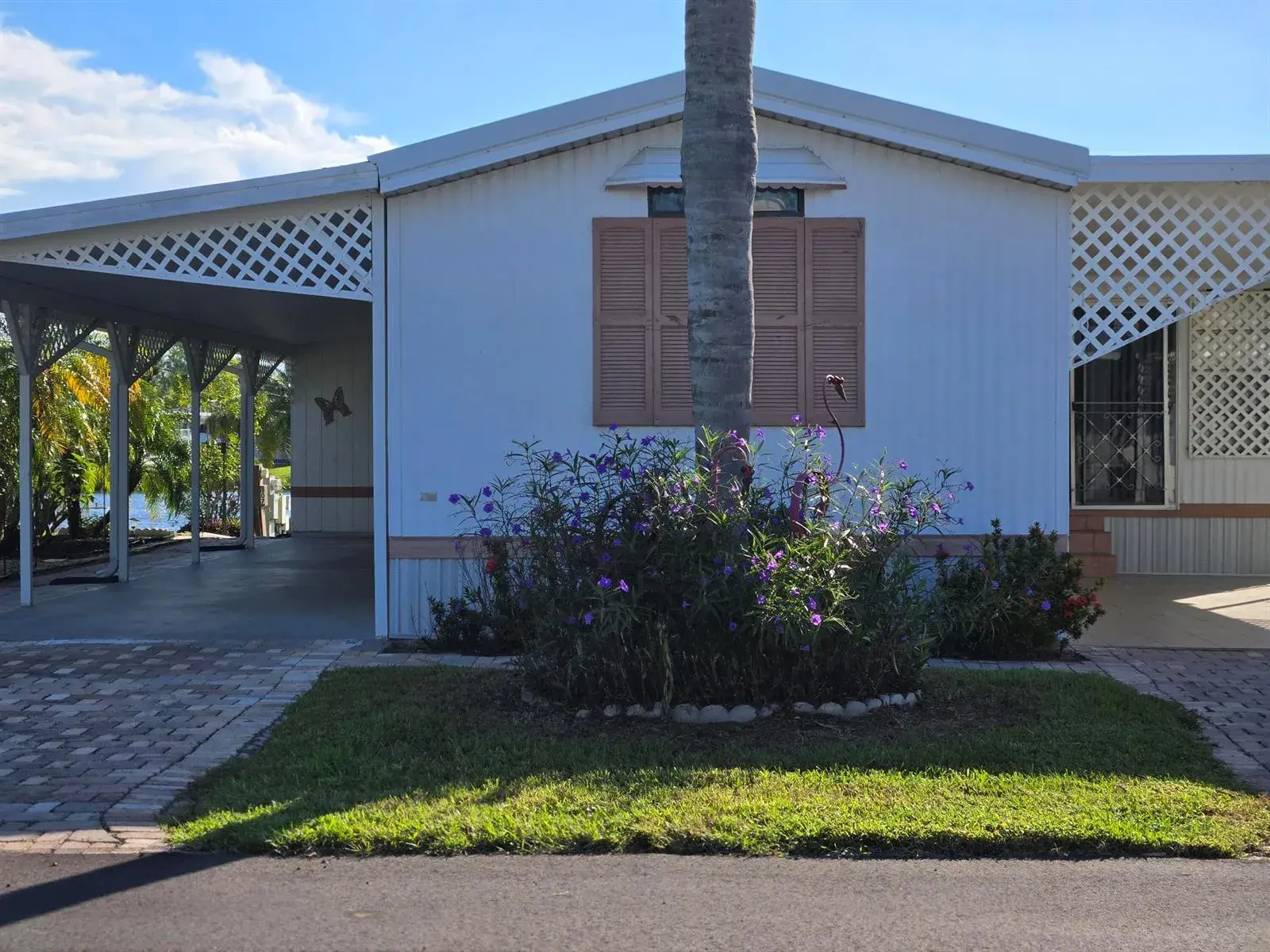 2 bedroom 2 bath Residential for sale at 1601 US-441 # 107, Okeechobee FL 34974