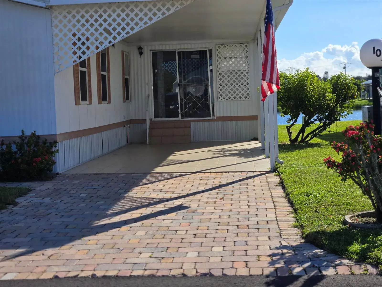 1601 US-441 # 107, Okeechobee FL 34974
