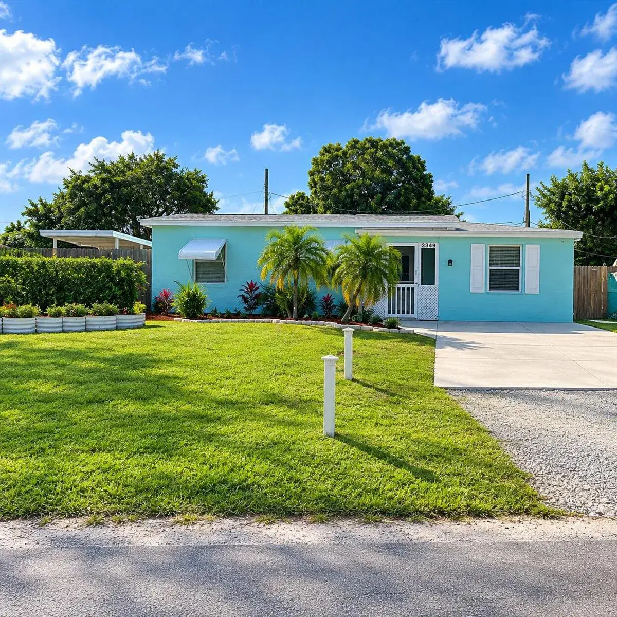 4 bedroom 3 bath Residential for sale at 2349 Old Dixie Highway SE, Vero Beach FL 32962