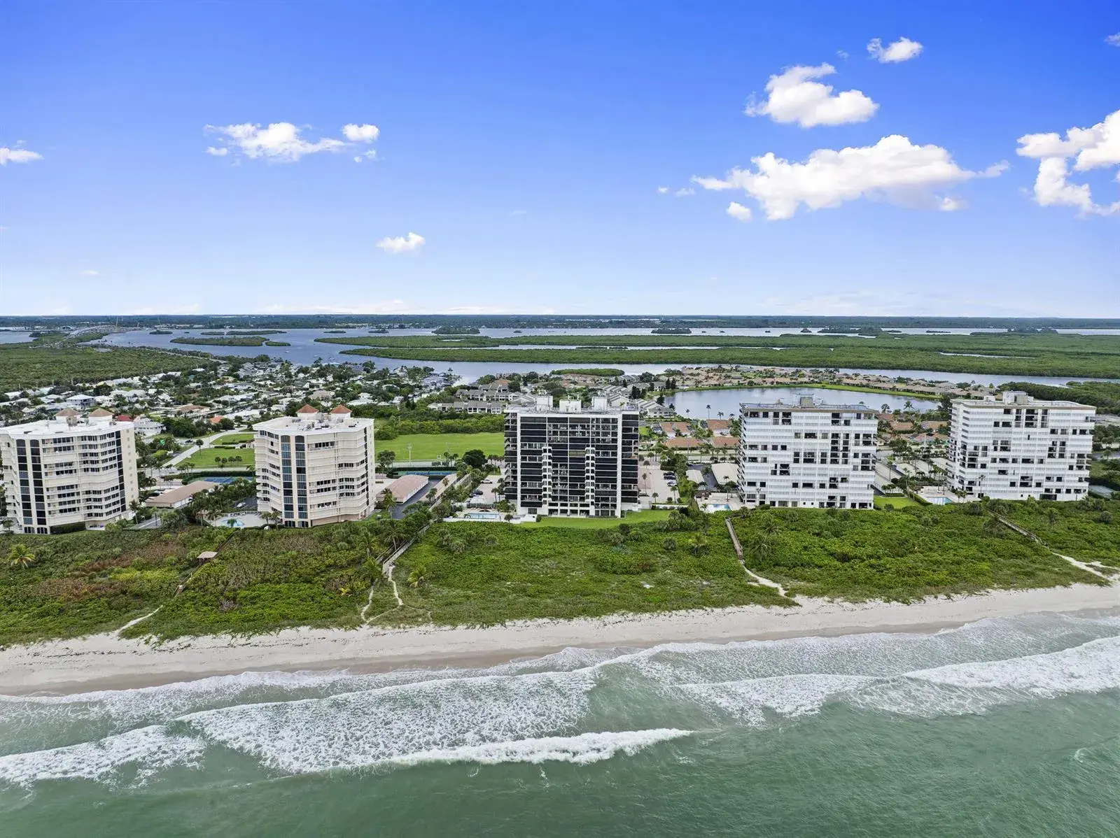 2 bedroom 2 bath Residential for sale at 3100 N HIGHWAY A1A, Fort Pierce FL 34949