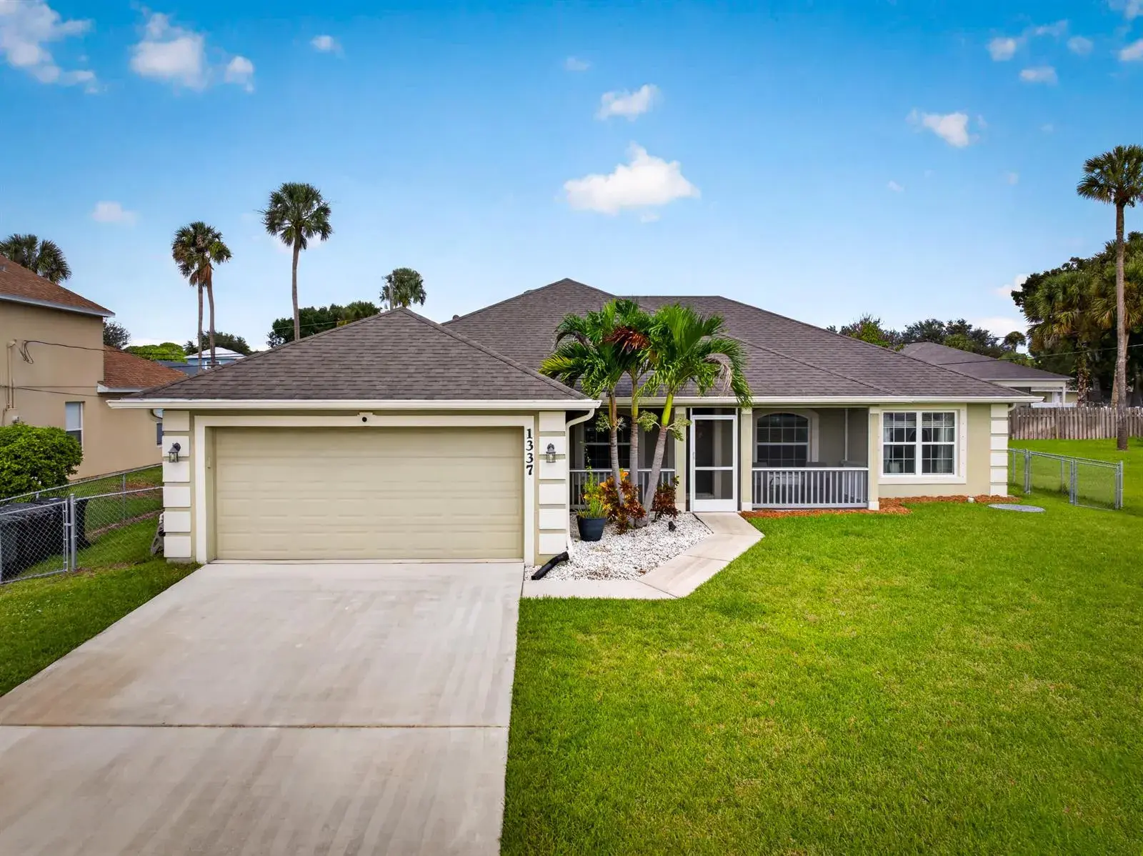 3 bedroom 2 bath Residential for sale at 1337 SW PORTER Road, Port St. Lucie FL 34953