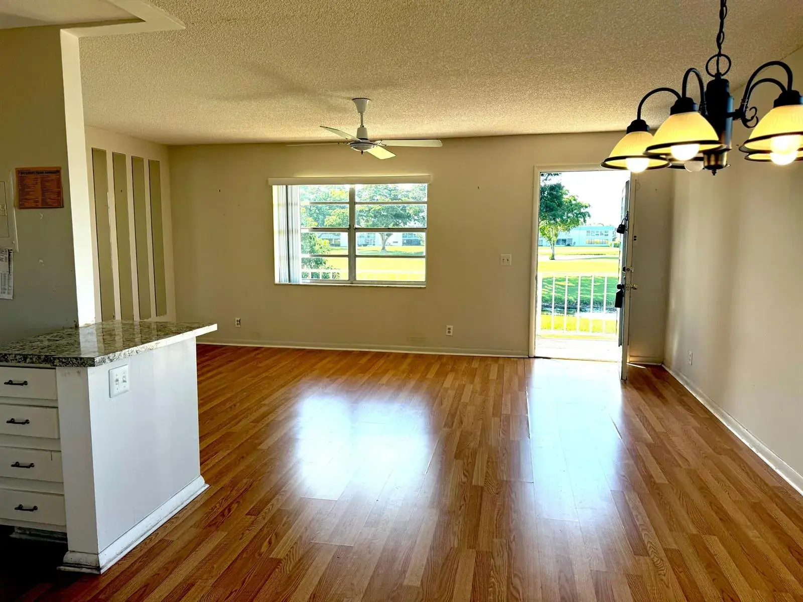 1 bedroom 1 bath Residential for sale at 240 Burgundy E, Delray Beach FL 33484