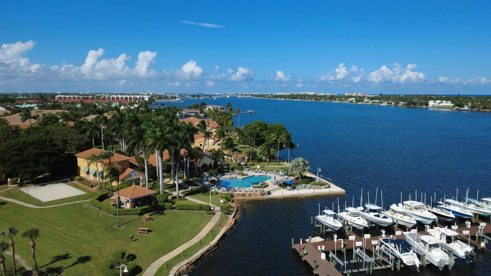 131 Yacht Club Way # 109, Hypoluxo FL 33462