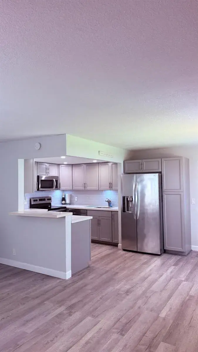 1 bedroom 1 bath Residential for sale at 111 Saxony C Terrace, Delray Beach FL 33446