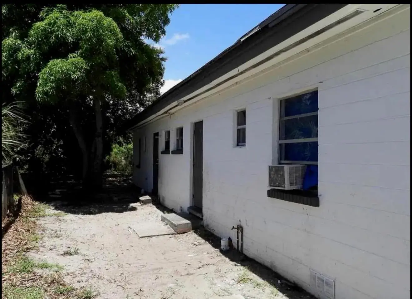 Residential Income for sale at 513 N 12TH N Street, Fort Pierce FL 34950