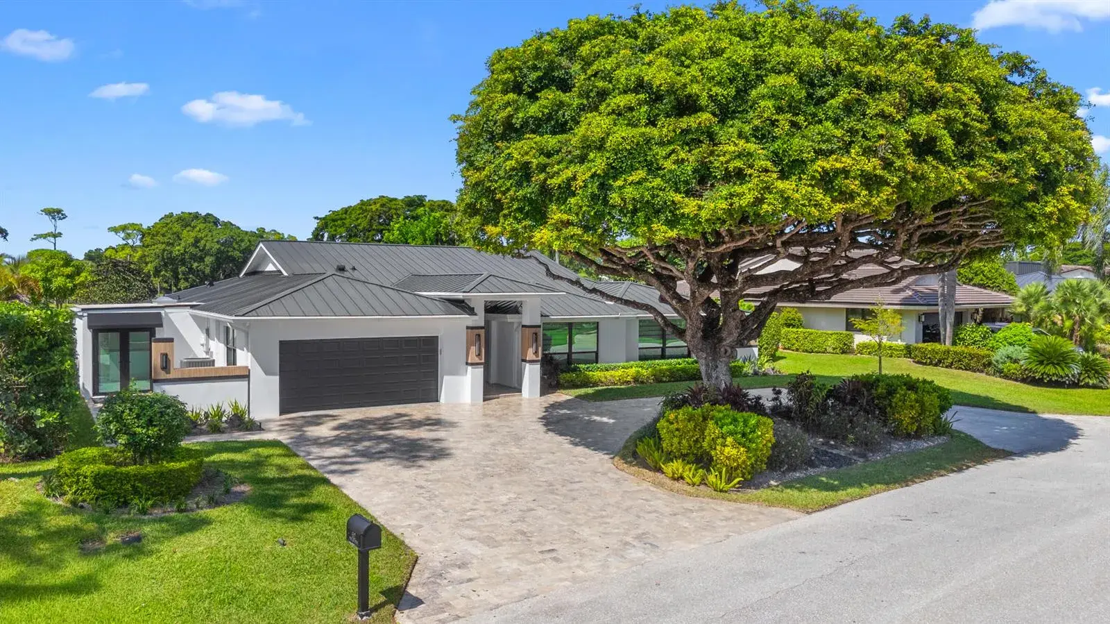 3 bedroom 3 bath Residential for sale at 612 PINE LAKE Drive, Delray Beach FL 33445