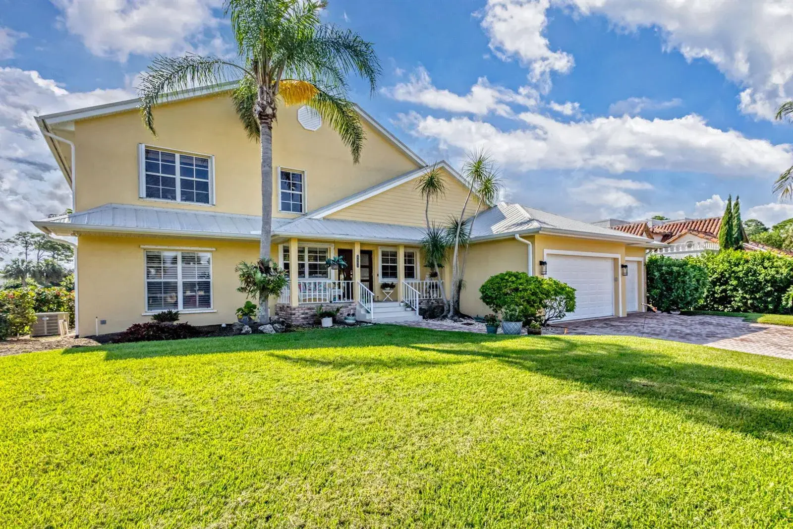 4 bedroom 3 bath Residential for sale at 8460 SE SABAL Street, Hobe Sound FL 33455
