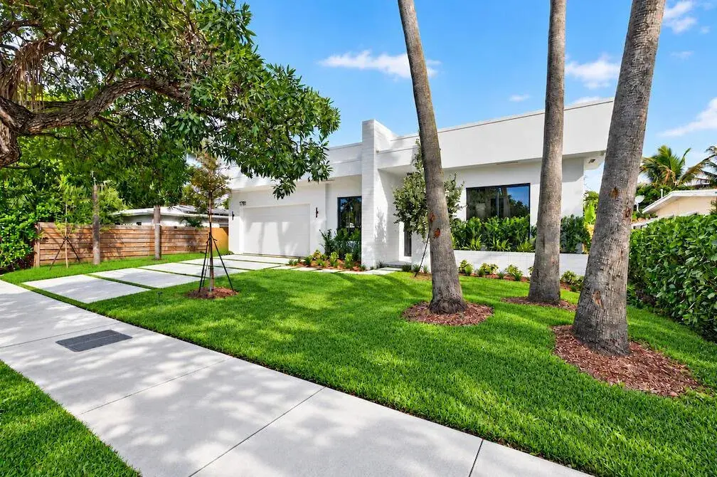 3 bedroom 3 bath Residential for sale at 1781 NE 18TH Street, Fort Lauderdale FL 33305