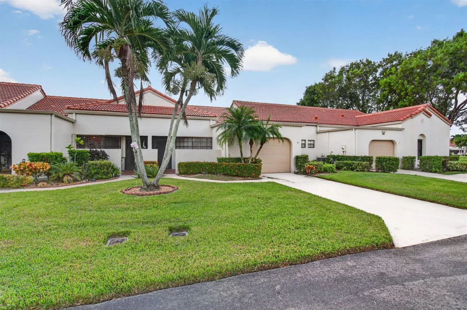 2 bedroom 2 bath Residential for sale at 5887 PARKWALK Circle W, Boynton Beach FL 33472