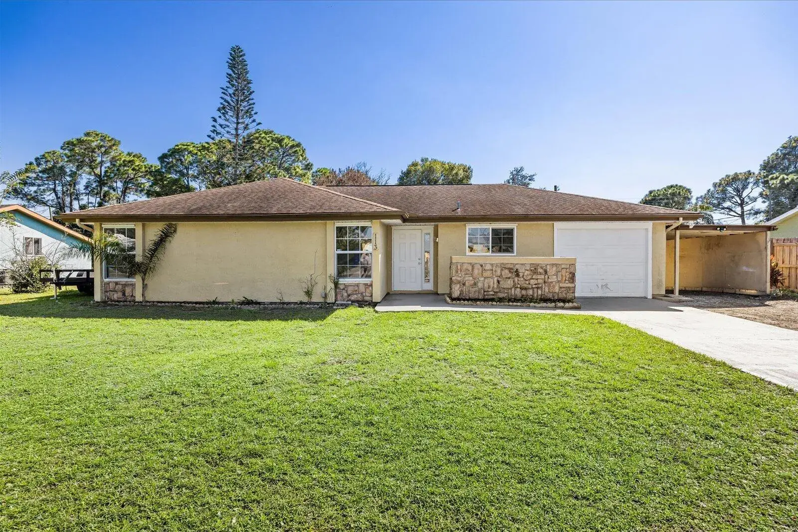 3 bedroom 2 bath Residential for sale at 113 CONOVER Avenue, Sebastian FL 32958