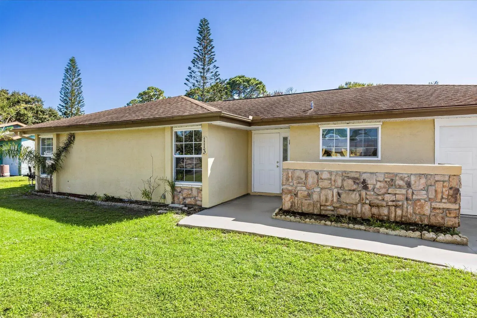 113 CONOVER Avenue, Sebastian FL 32958